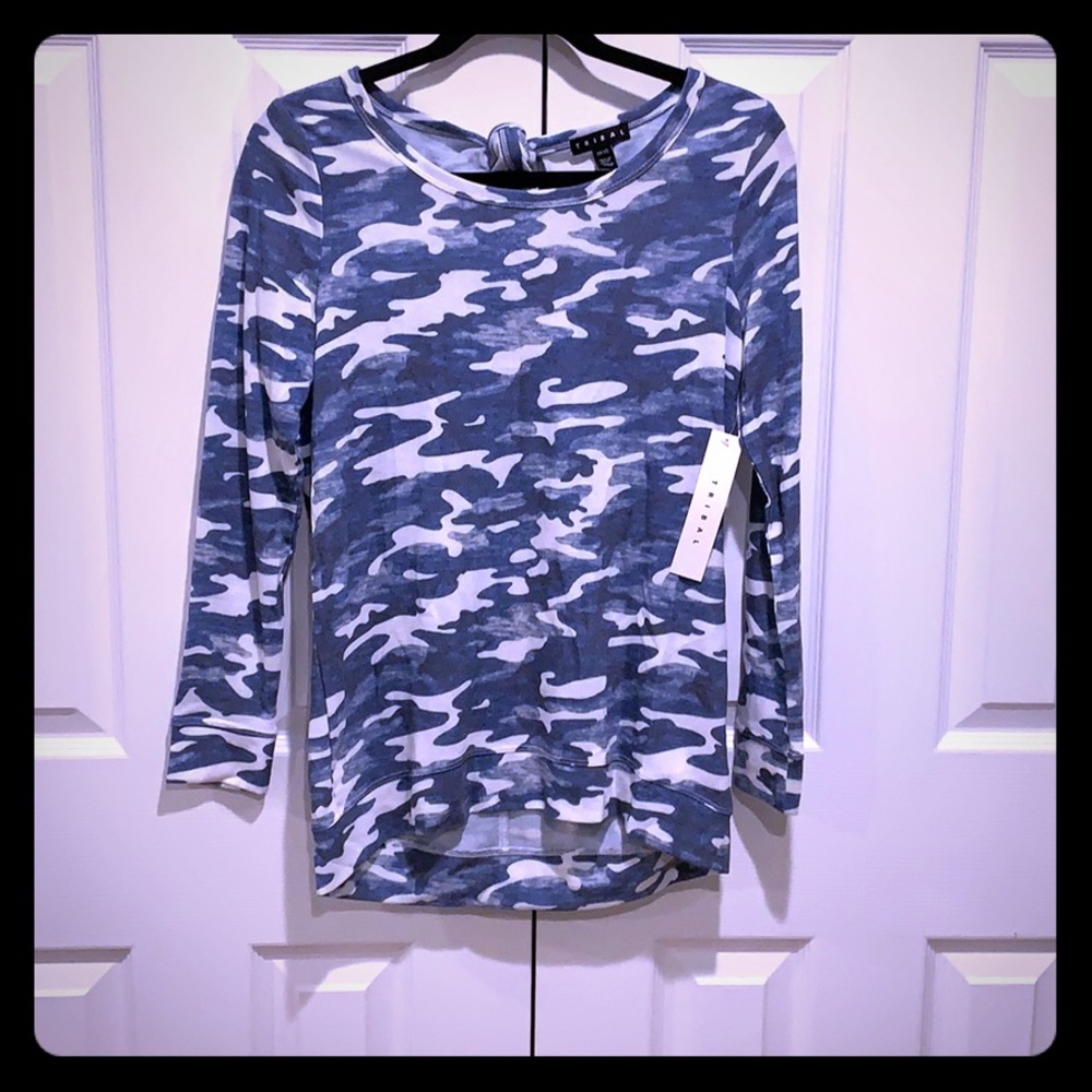 TRIBAL Long Sleeve Top with Back Knot Detail *NWT*
